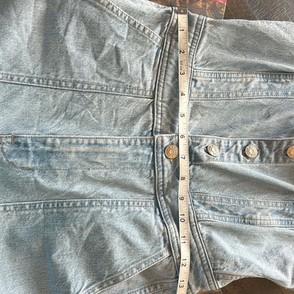 Madewell size 0 light wash Jean overall romper buttons on top - Picture 9 of 14